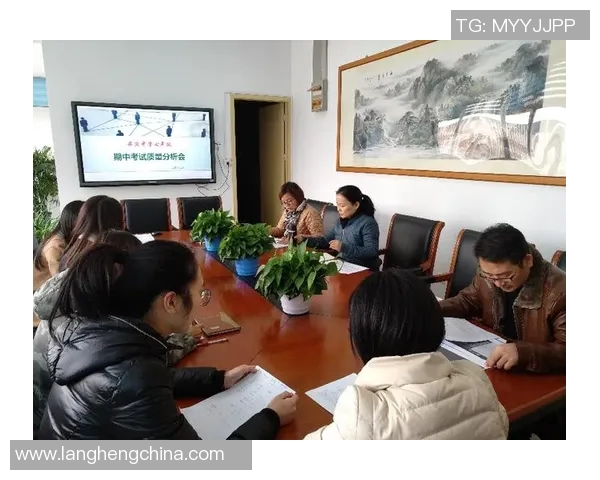 足球VAR技术应用及争议事件回顾与反思分析